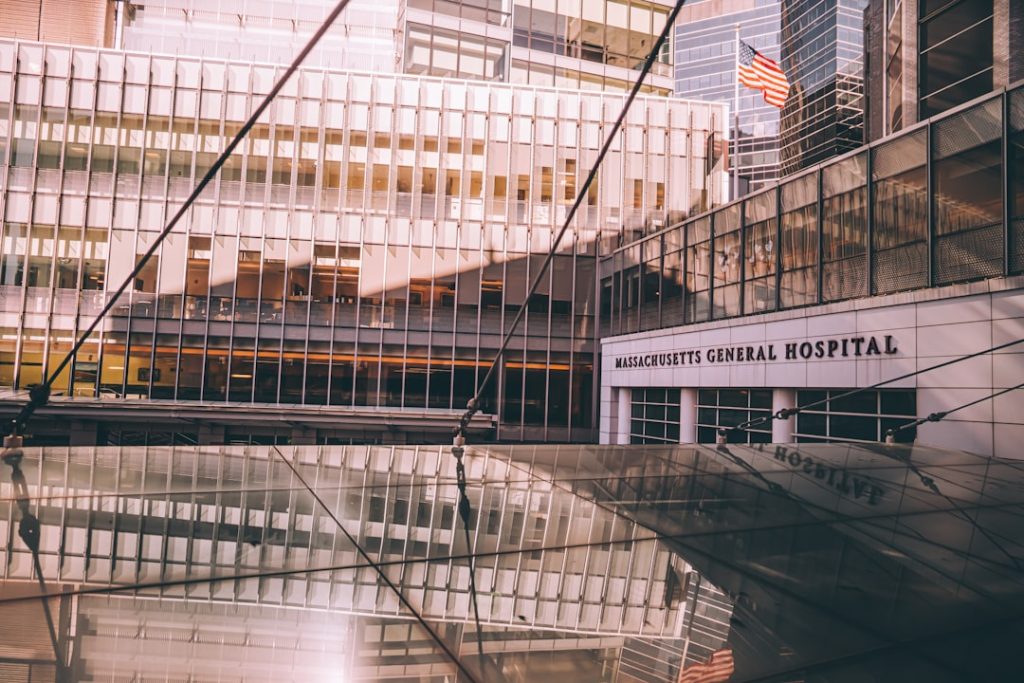 医療ロボット自動化で病院業務効率化