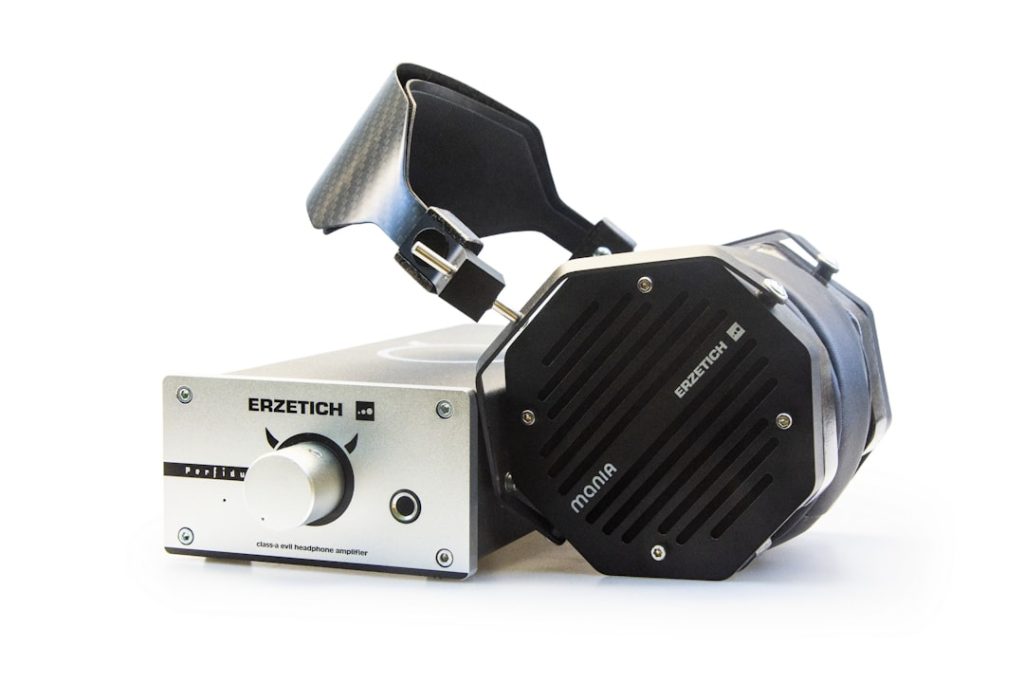 スマート電動モーション制御ロボット技術