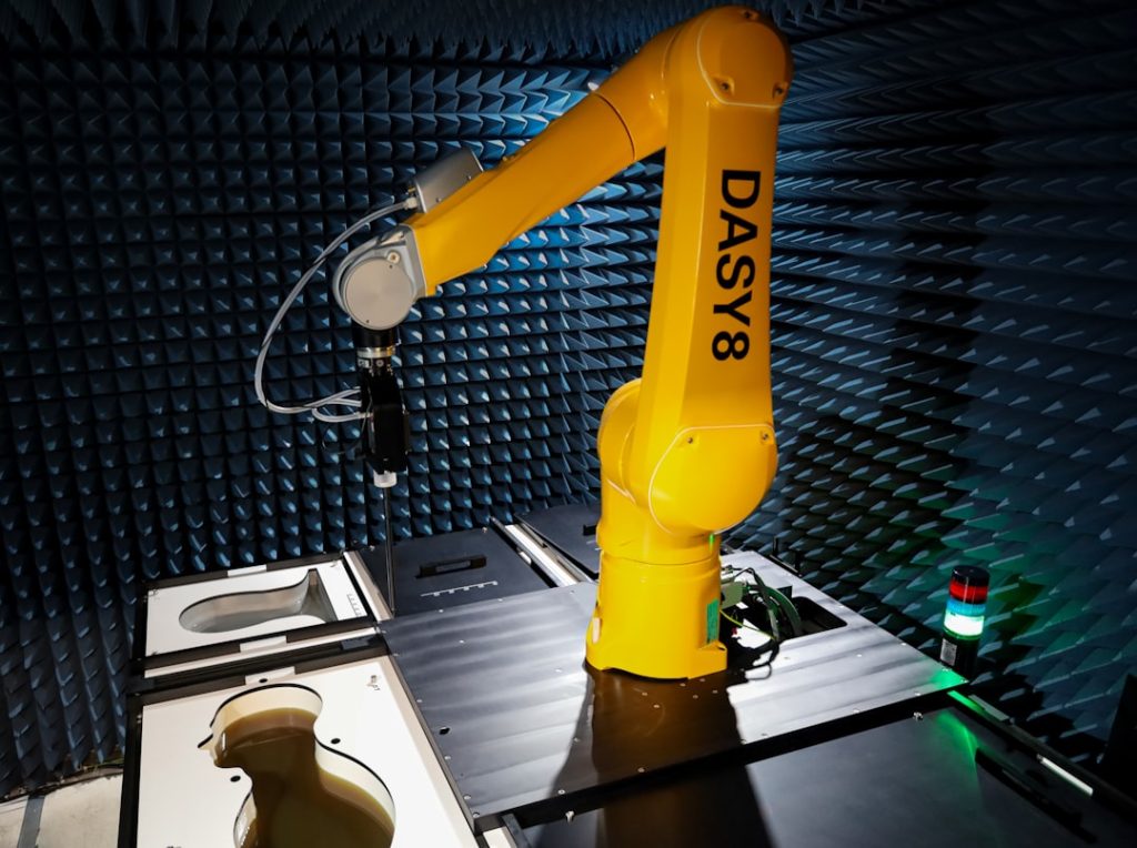 ロボット動作制御システム最新技術デモ