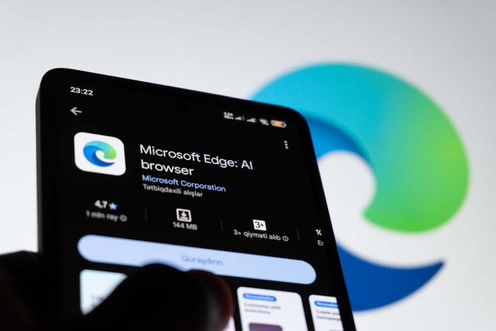 マイクロソフト、WindowsをエッジAI対応で産業用ロボに展開