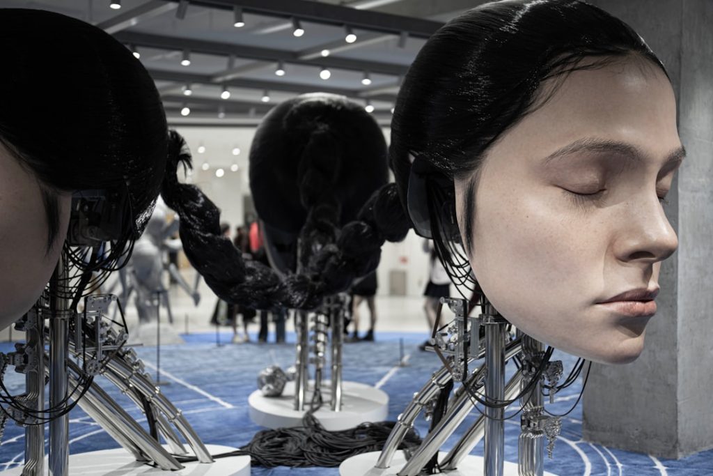 ABB、産業用ロボに物理AI搭載　Automate 2026で新型発表