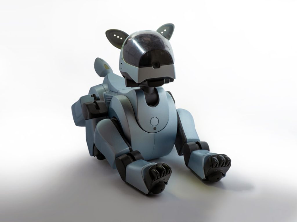 Hirebotics、爆発性環境対応コボットでノーコード塗装自動化