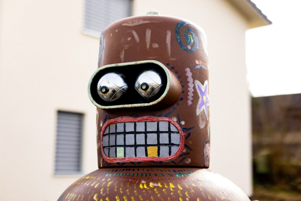 産業用セミヒューマノイドロボット「PUDU D7」発表