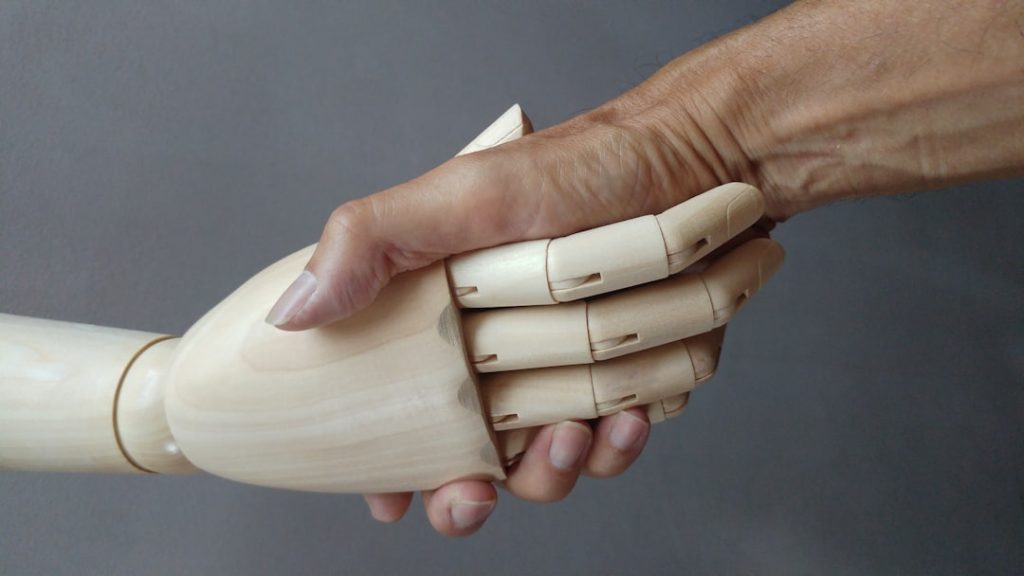 高精度触覚センシングロボット「Uhand」発表