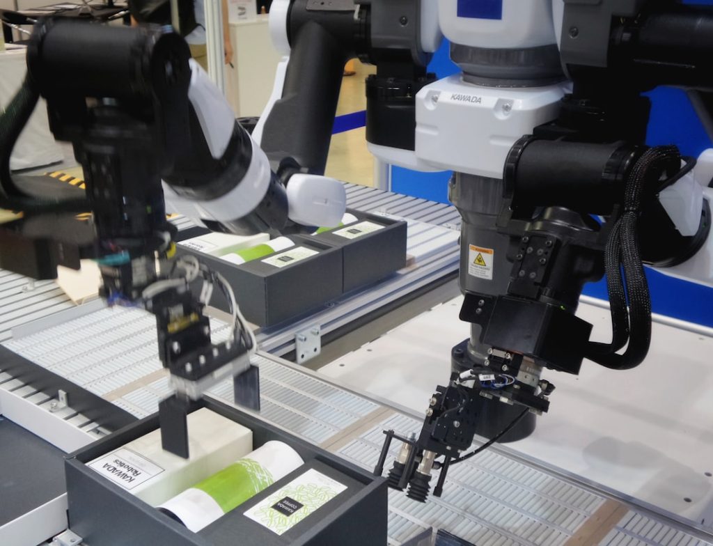 AIグリッパーロボット新型発表、軽量化実現