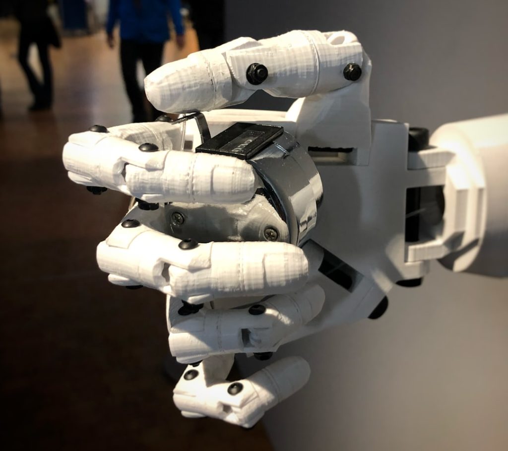 Reimagine Robotics、現場学習機能で産業用ロボット刷新