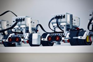 Brain Corp導入数68%増、自律稼働530万時間突破